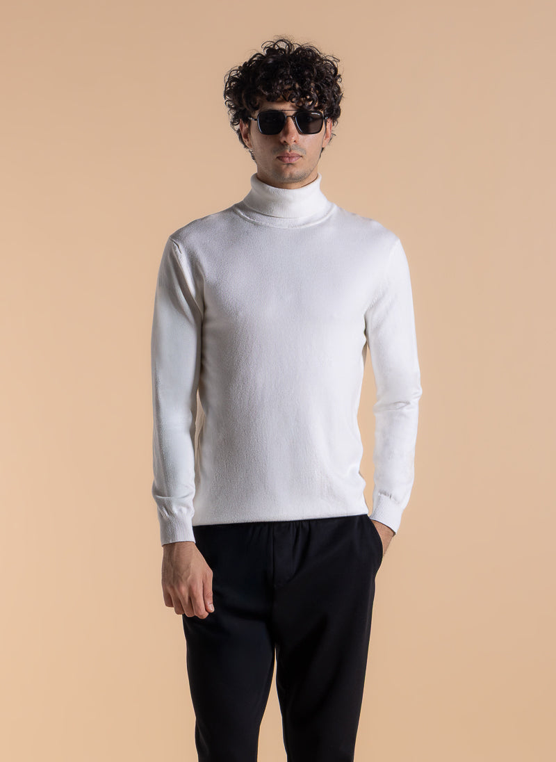 FINE KNIT TURTLE NECK SWEATER