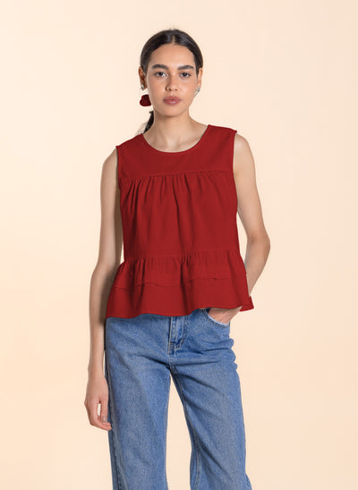 DETAILED TOP WITH HAIRBAND