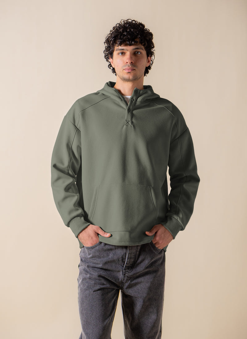 BUTTON DETAILED COMFORT HOODIE