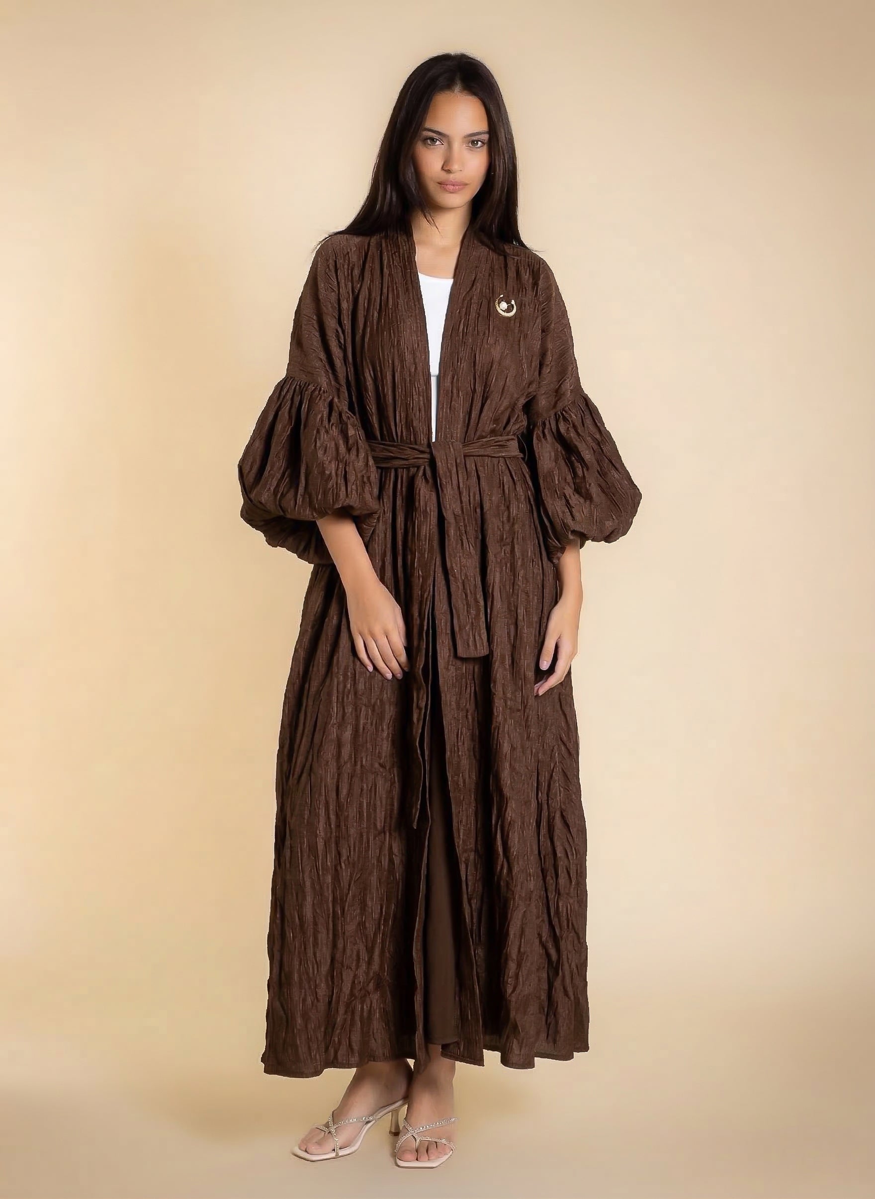 SHINY TEXTURED ABAYA WITH BELT