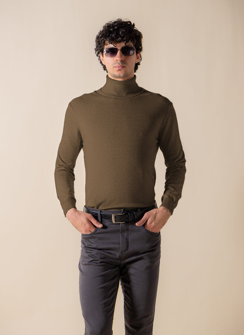 FINE KNIT TURTLE-NECK SWEATER