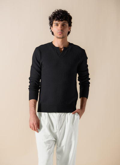 V-NECK KNITTED SWEATER