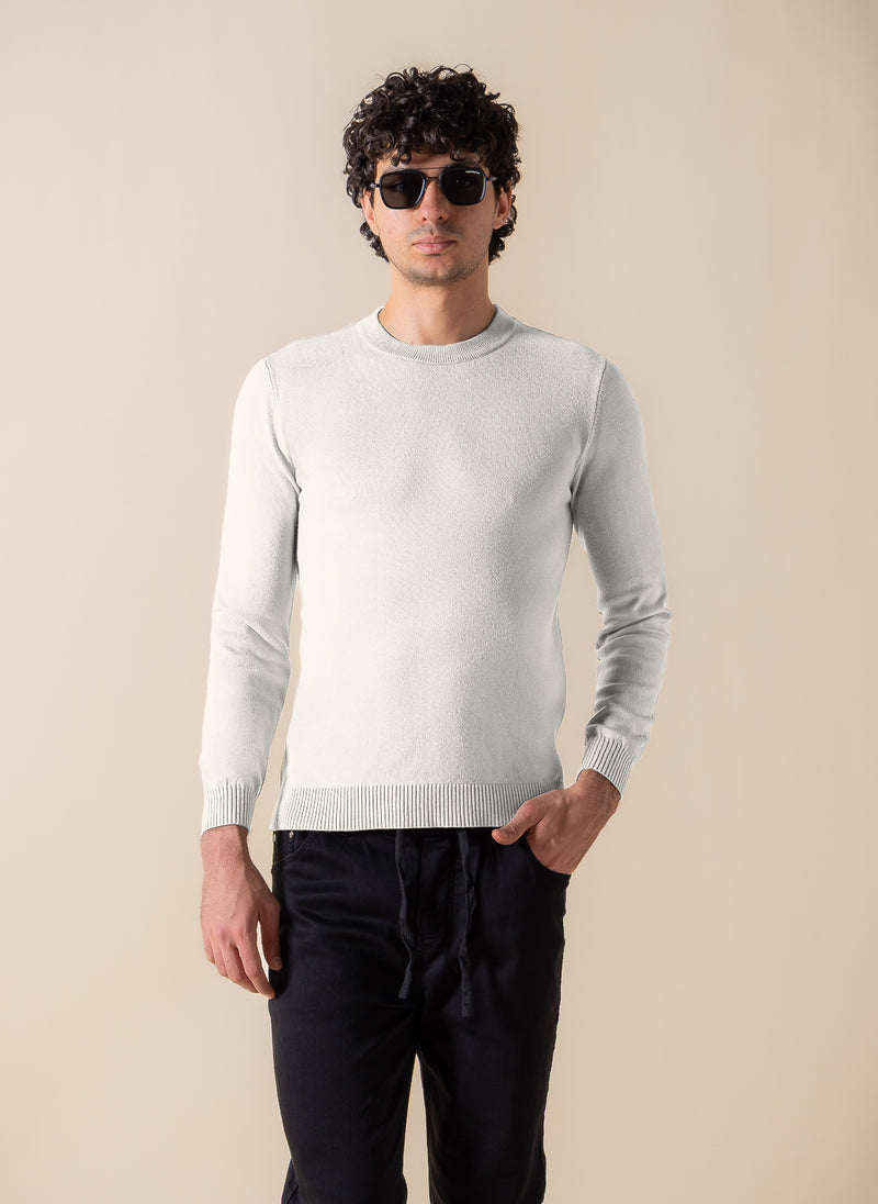 KNITTED SLIM SWEATER