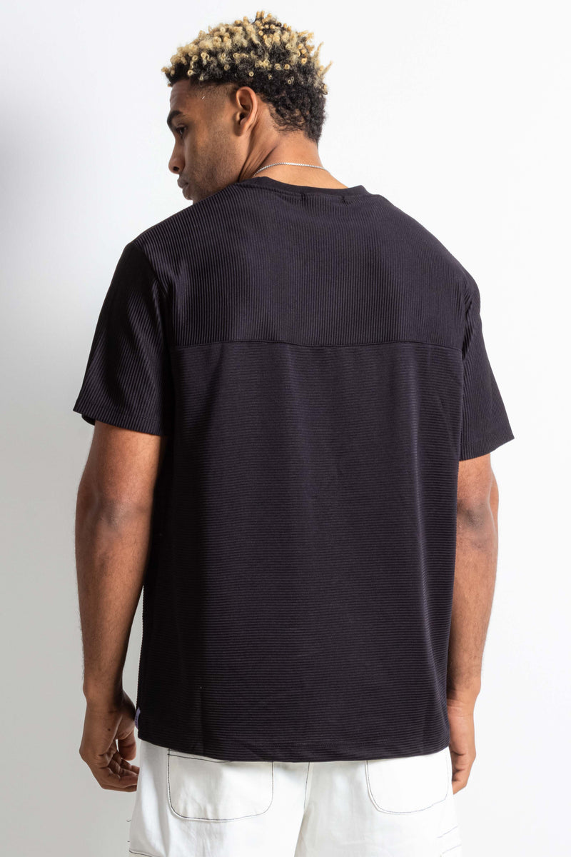 TEXTURED T-SHIRT