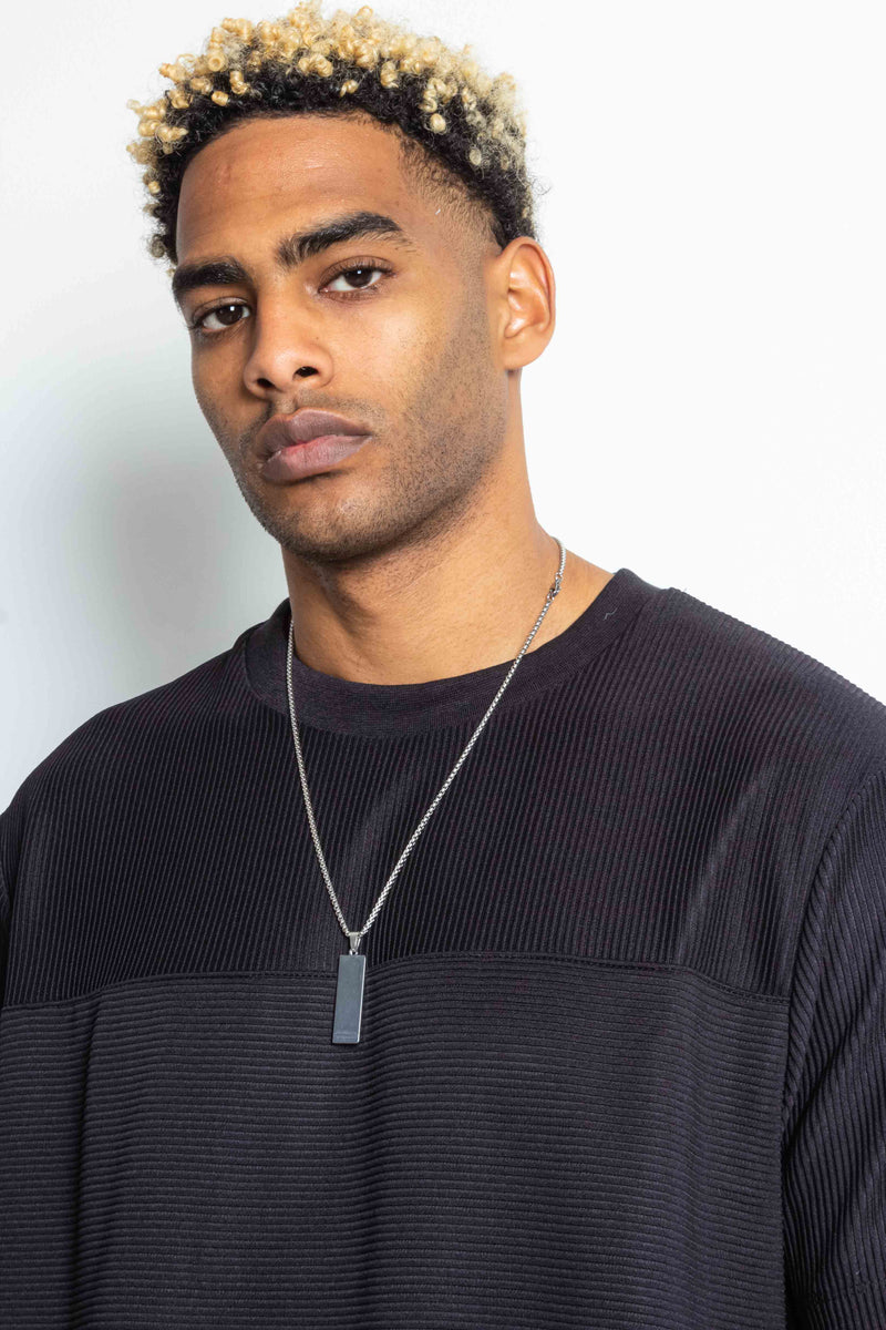 TEXTURED T-SHIRT