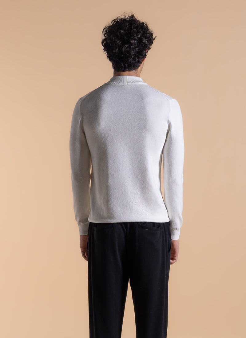 FINE KNIT MOCK NECK SWEATER