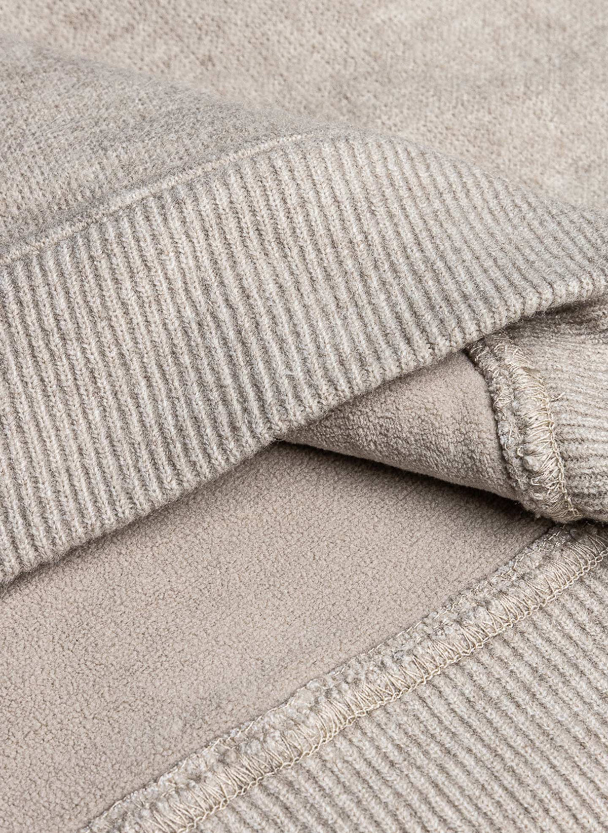 SOFT QUARTER ZIP SWEATSHIRT