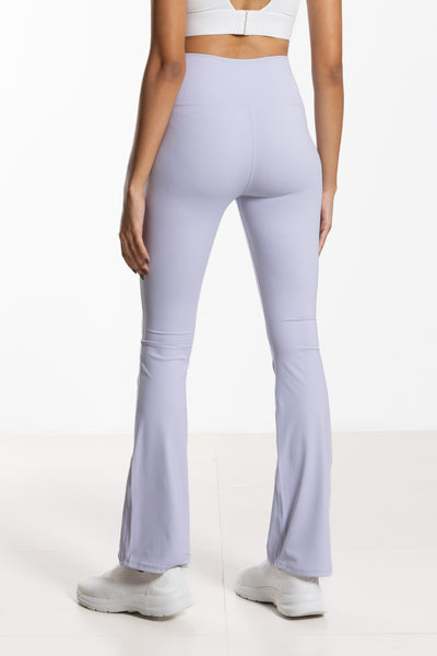 HIGH-RISE SOFT FLARED PANT
