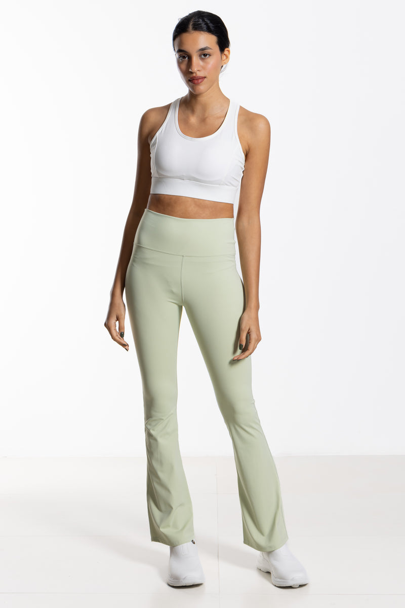 HIGH-RISE SOFT FLARED PANT