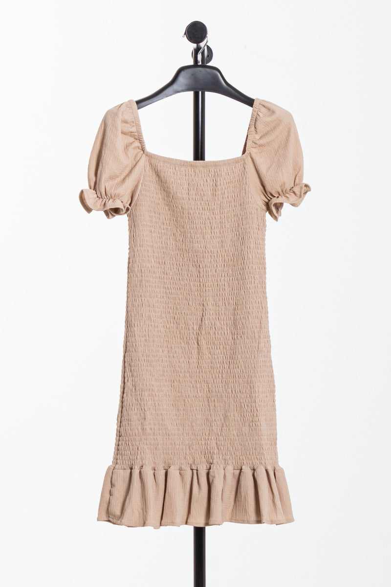 PUFFED SHOULDER SHORT DRESS