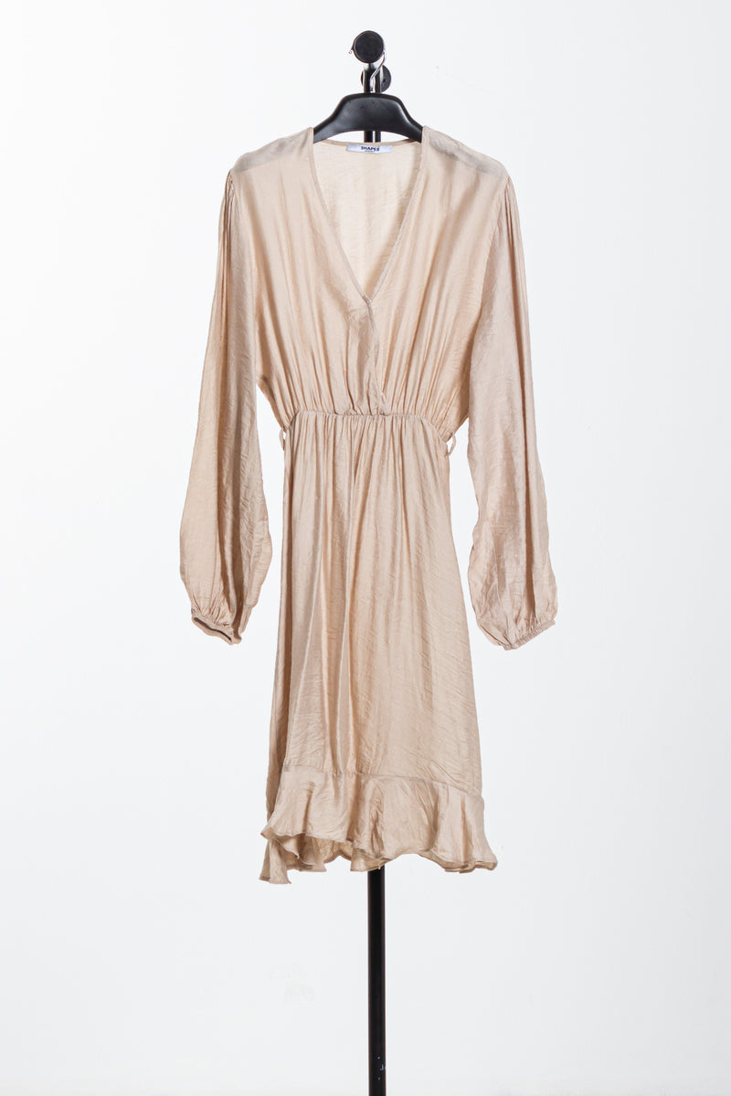 DETAILED VOLUMINOUS SHORT DRESS
