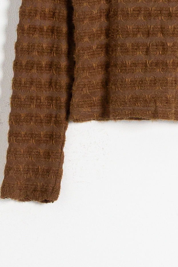 HIGH NECK TEXTURED TOP