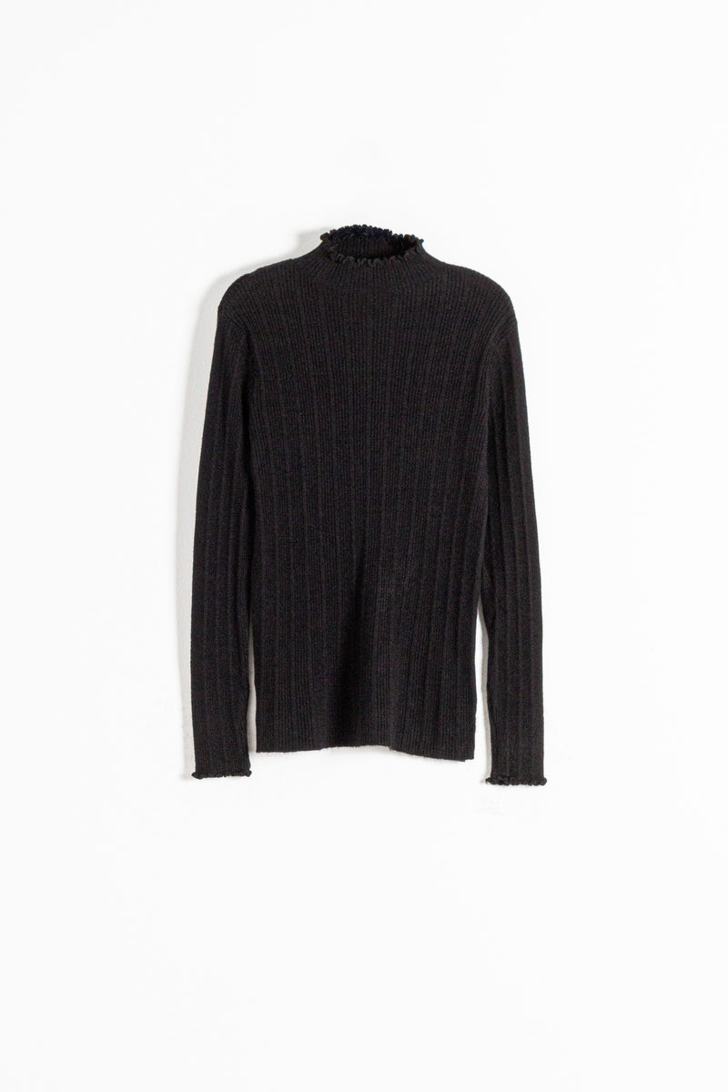 TEXTURED RIBBED TOP