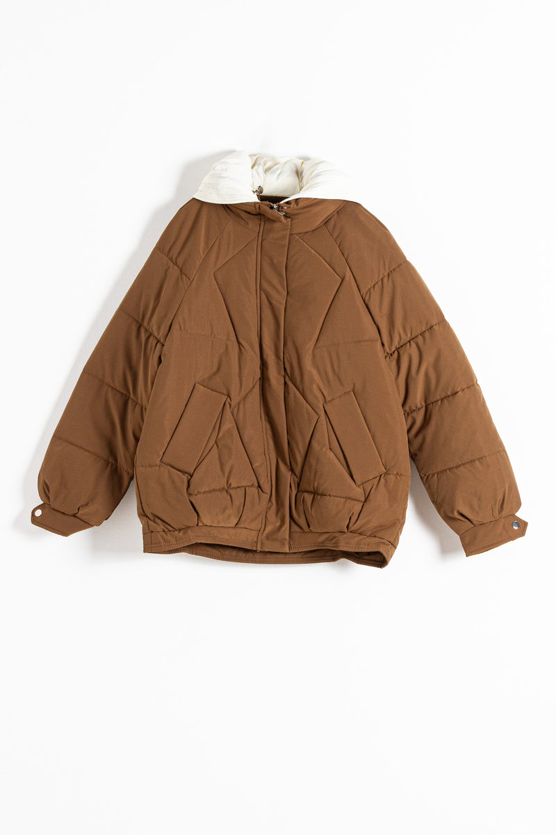 DETAILED PUFFER JACKET WITH HOOD