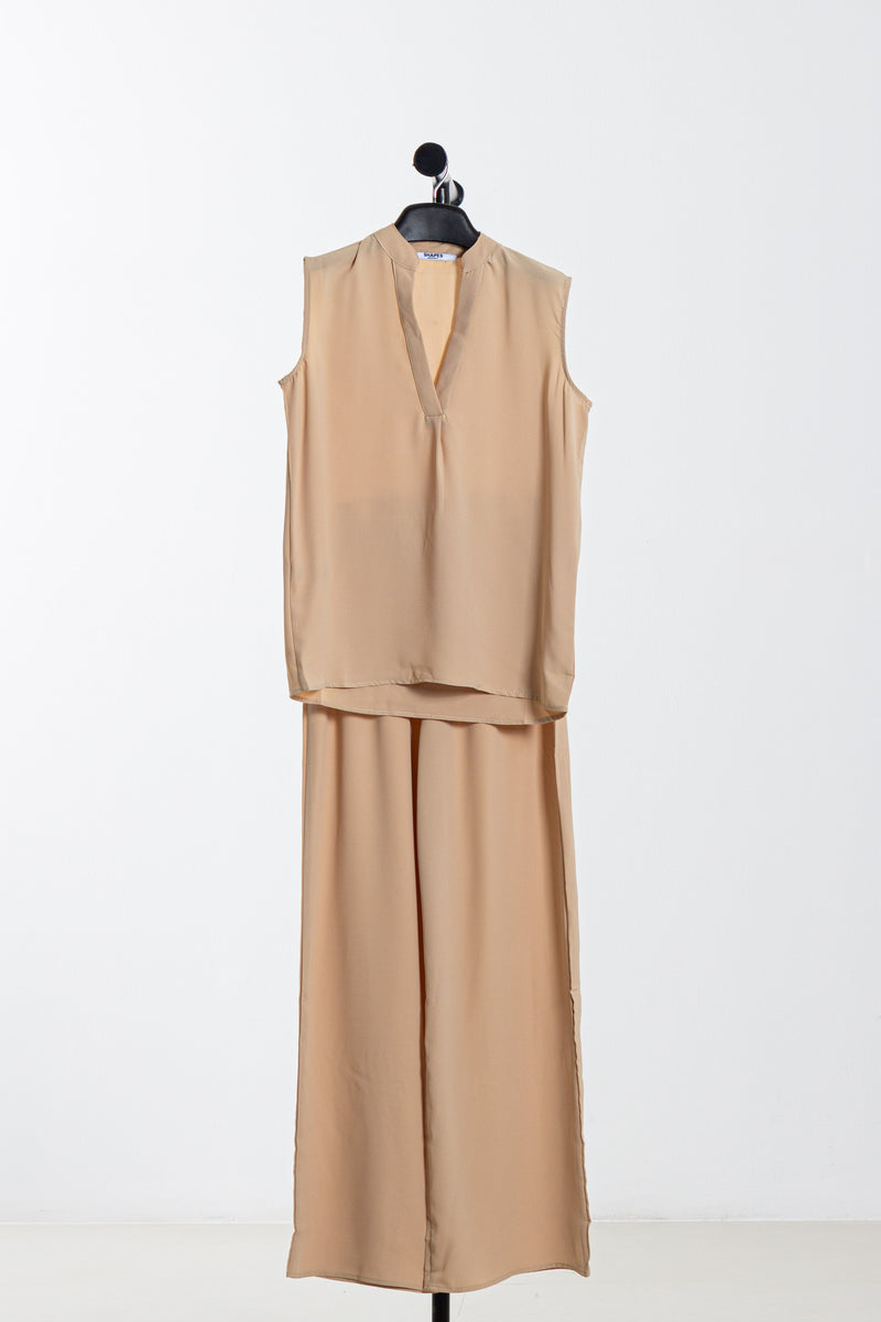 LIGHTWEIGHT SET