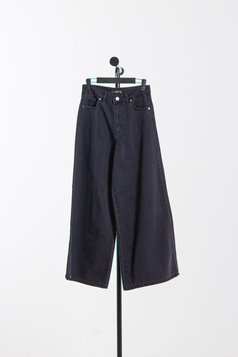 HIGH WAIST WIDE LEG JEANS