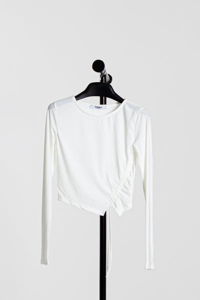 DETAILED CROP TOP