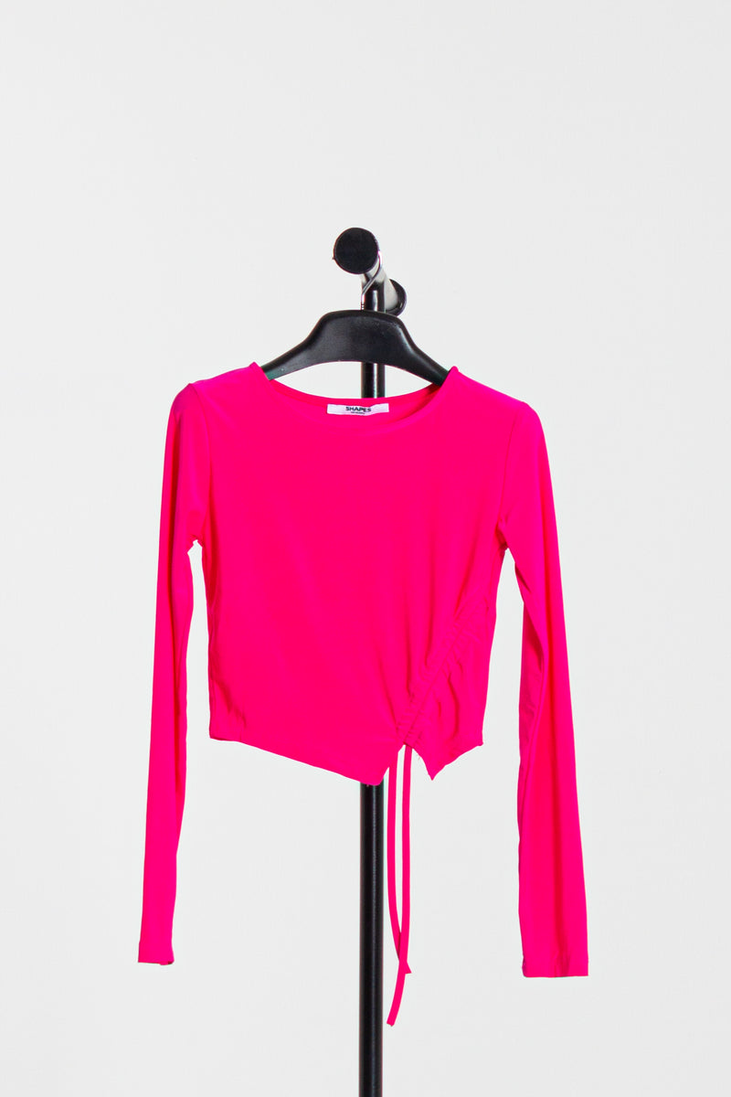 DETAILED CROP TOP