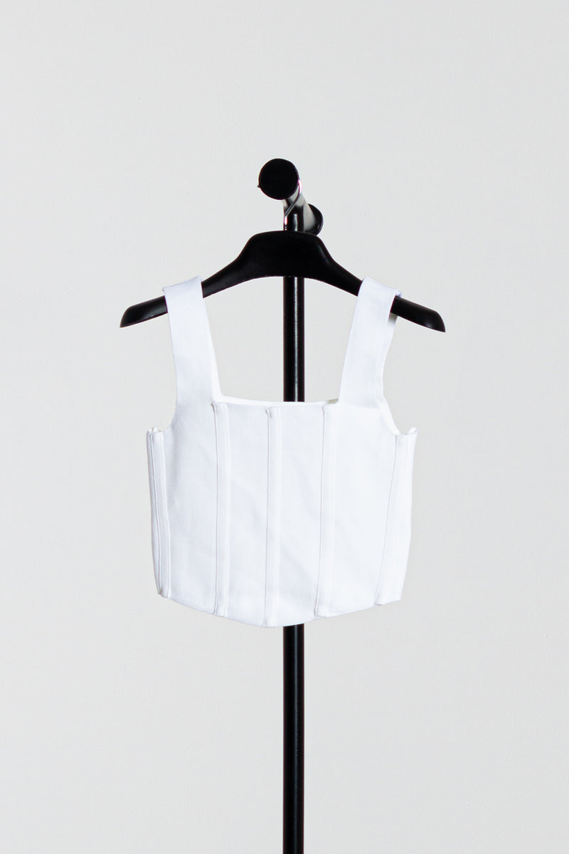 DETAILED CROP TOP