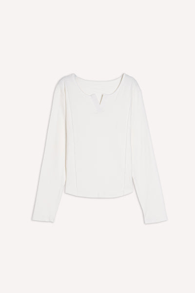 DETAILED RIBBED TOP
