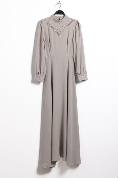 DETAILED STUDDED MAXI DRESS