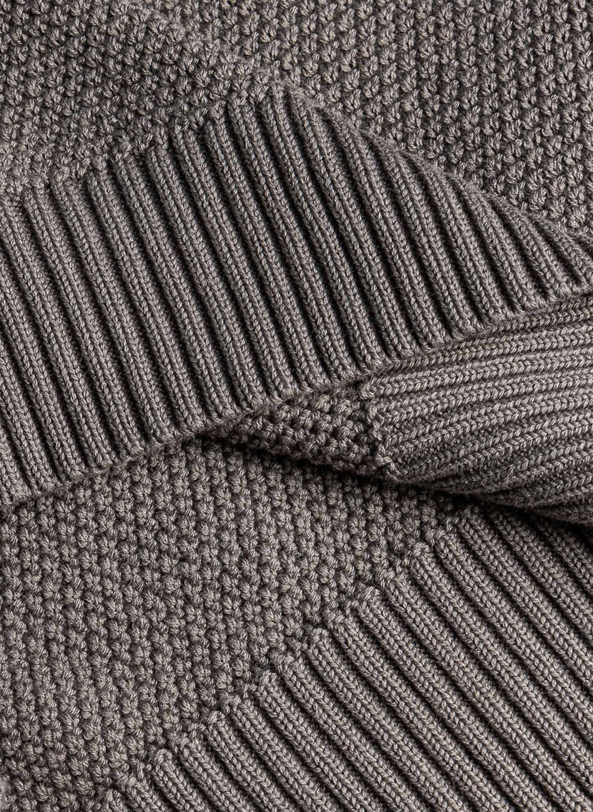 TEXTURED RAGLAN CREW NECK SWEATER
