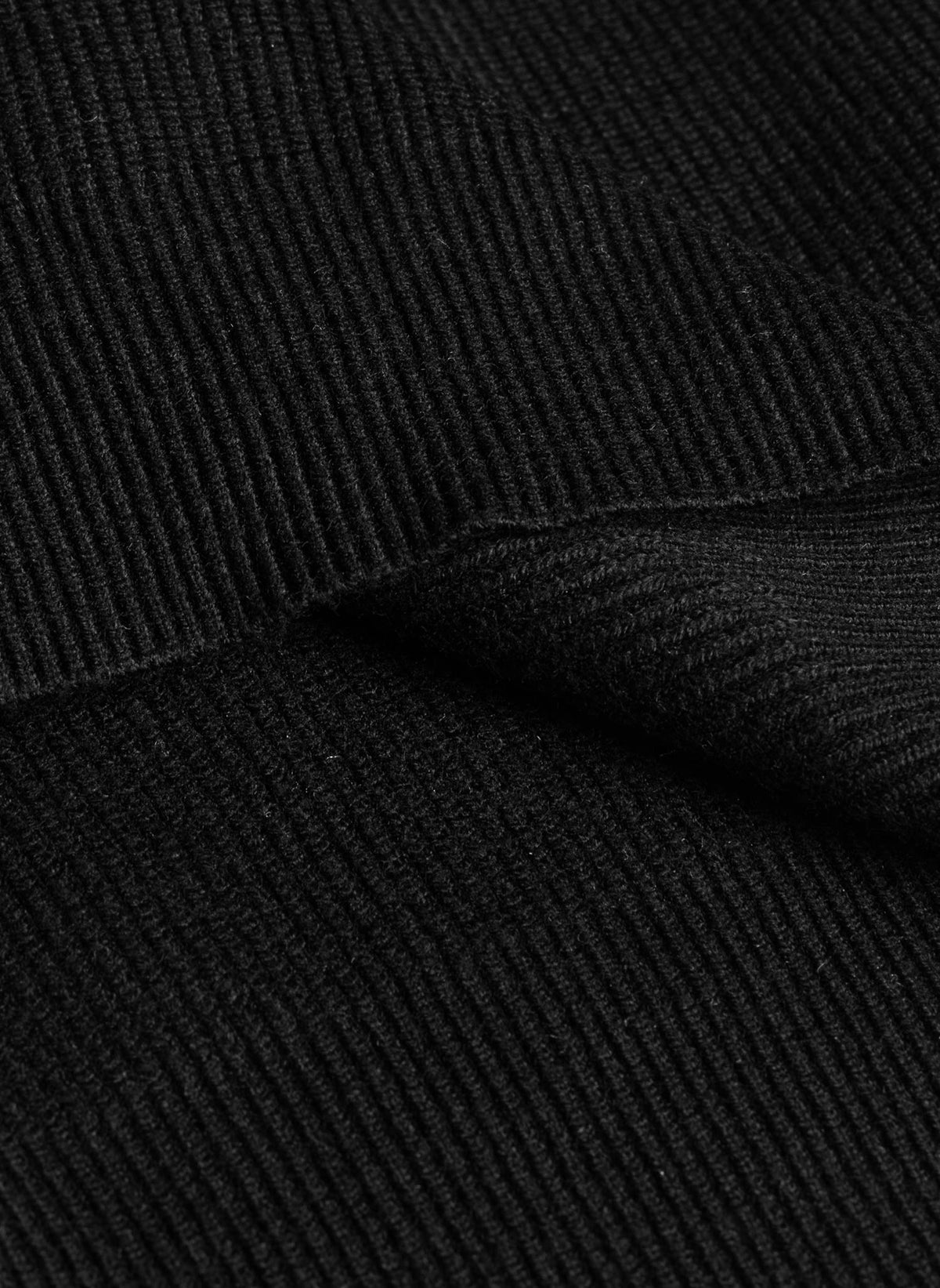 TEXTURED MOCK NECK SWEATER