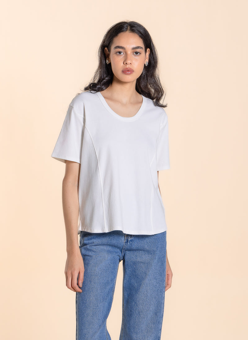 COMFORT DETAILED T-SHIRT