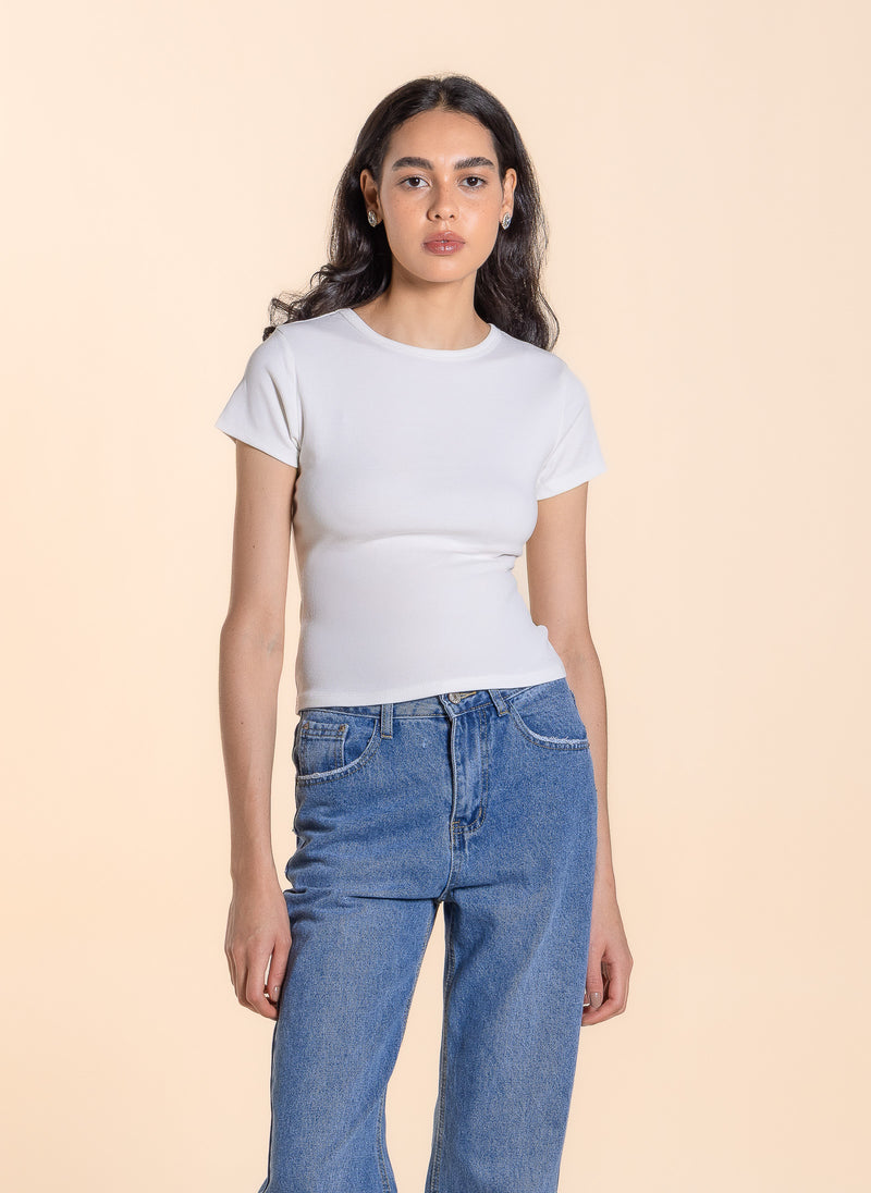 BASIC FITTED T-SHIRT