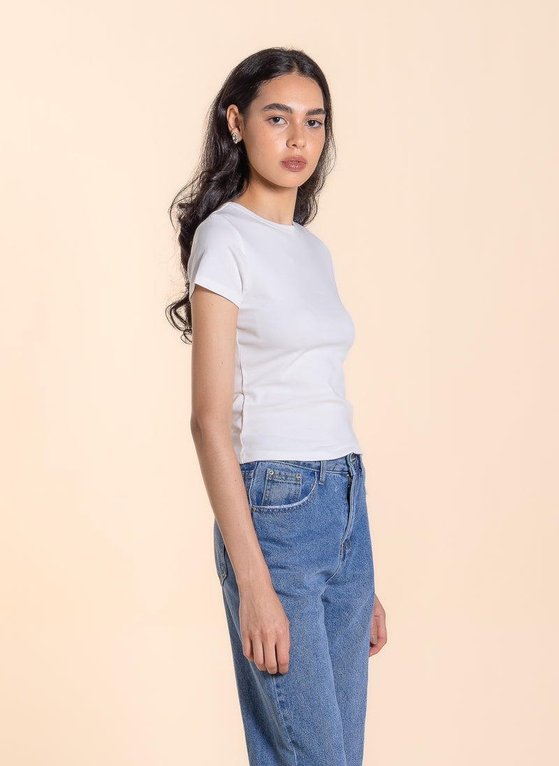 BASIC FITTED T-SHIRT