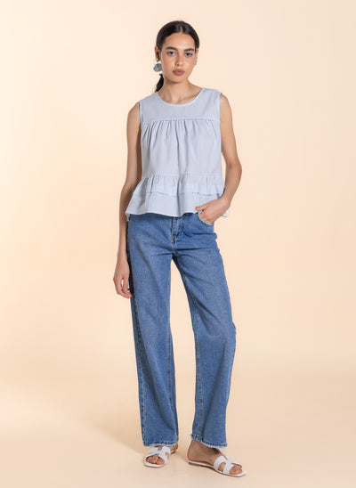 DETAILED TOP WITH HAIRBAND