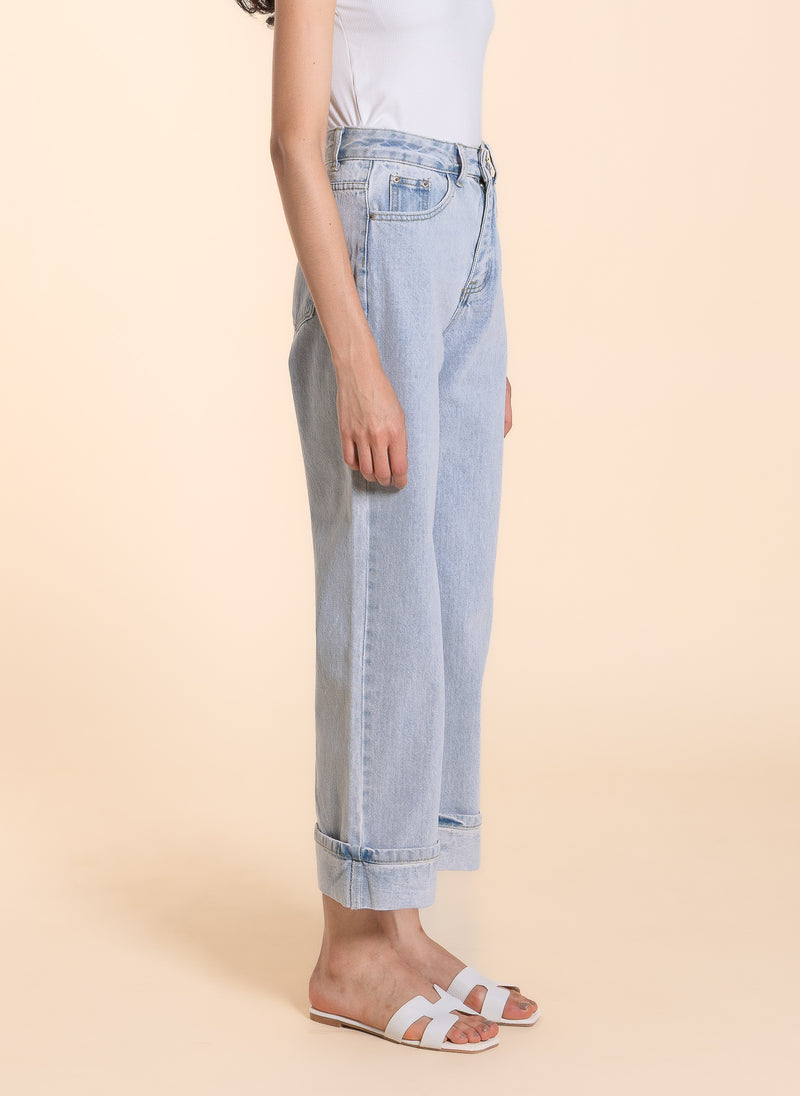 CROPPED HIGH-WASIT JEANS