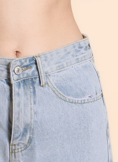 DETAILED WIDE-LEG JEANS