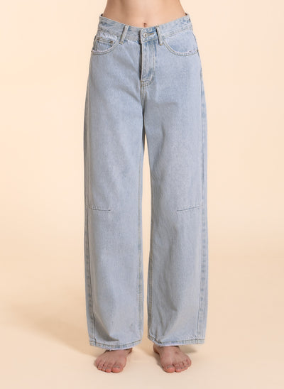 DETAILED WIDE-LEG JEANS