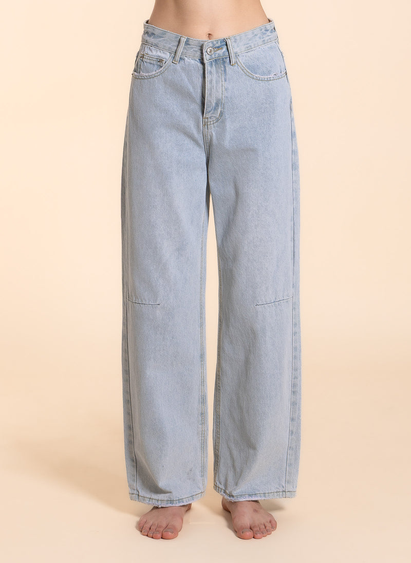 DETAILED WIDE-LEG JEANS