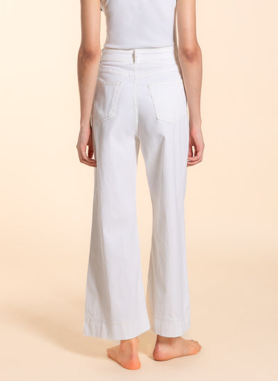 HIGH-WASIT WIDE LEG JEANS