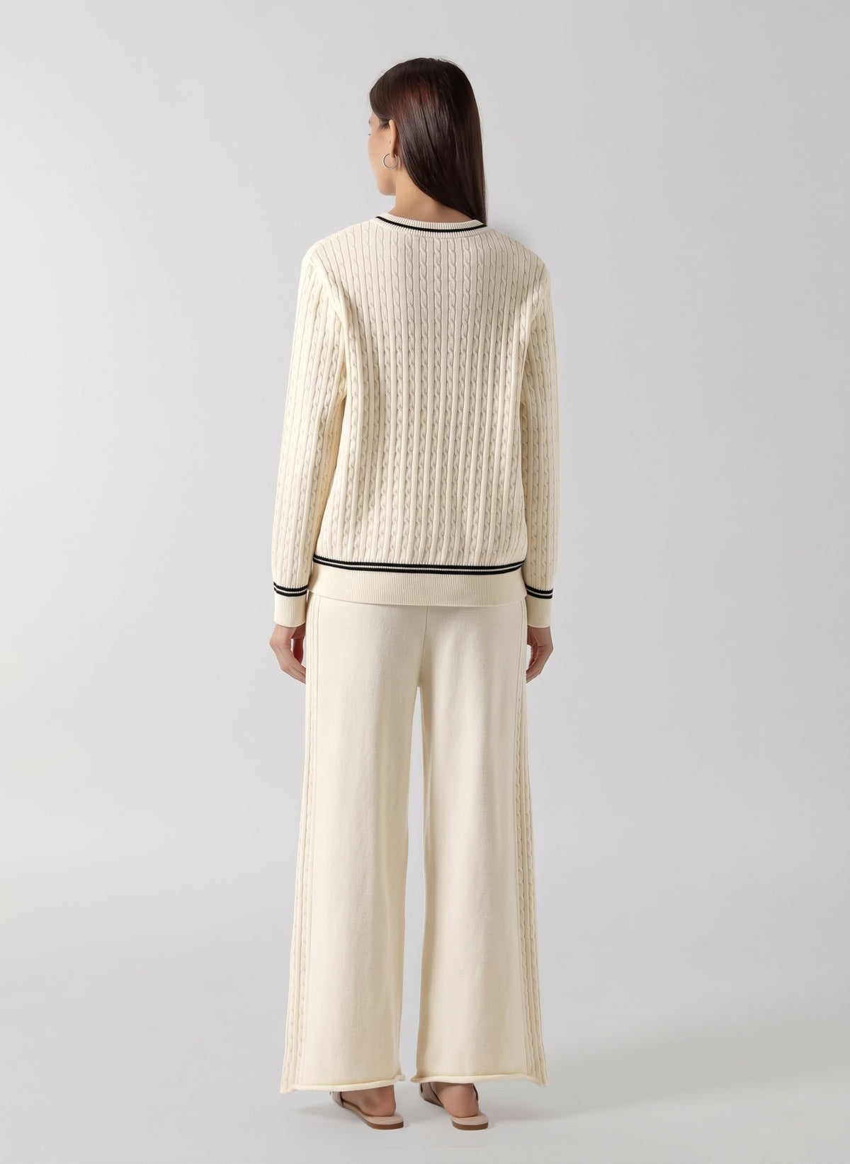CONTRAST CABLE KNIT SET