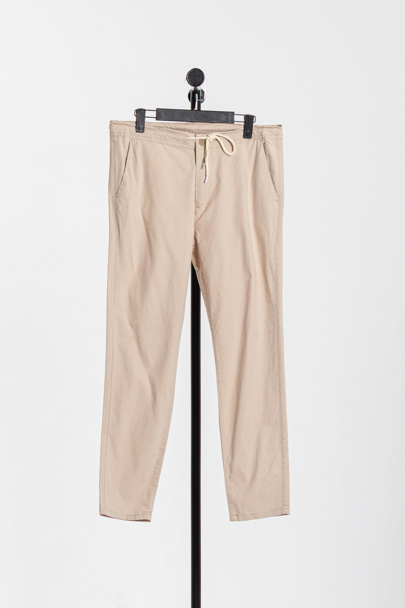 STRAIGHT FIT JOGGER WAIST TROUSER