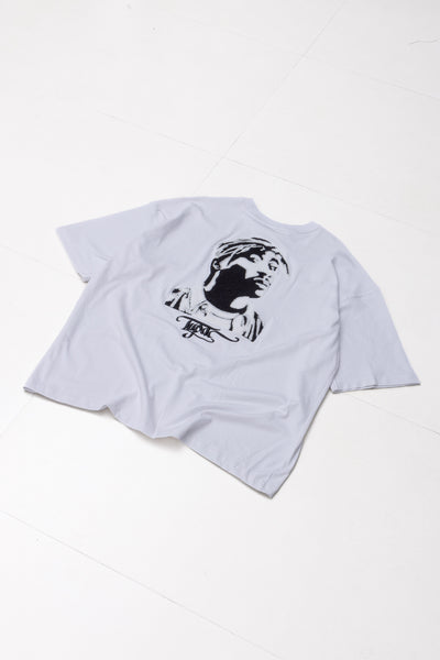 CONTRAST EMBROIDERED TUPAC T-SHIRT