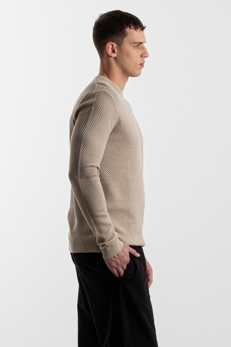 DETAILED KNIT SWEATER