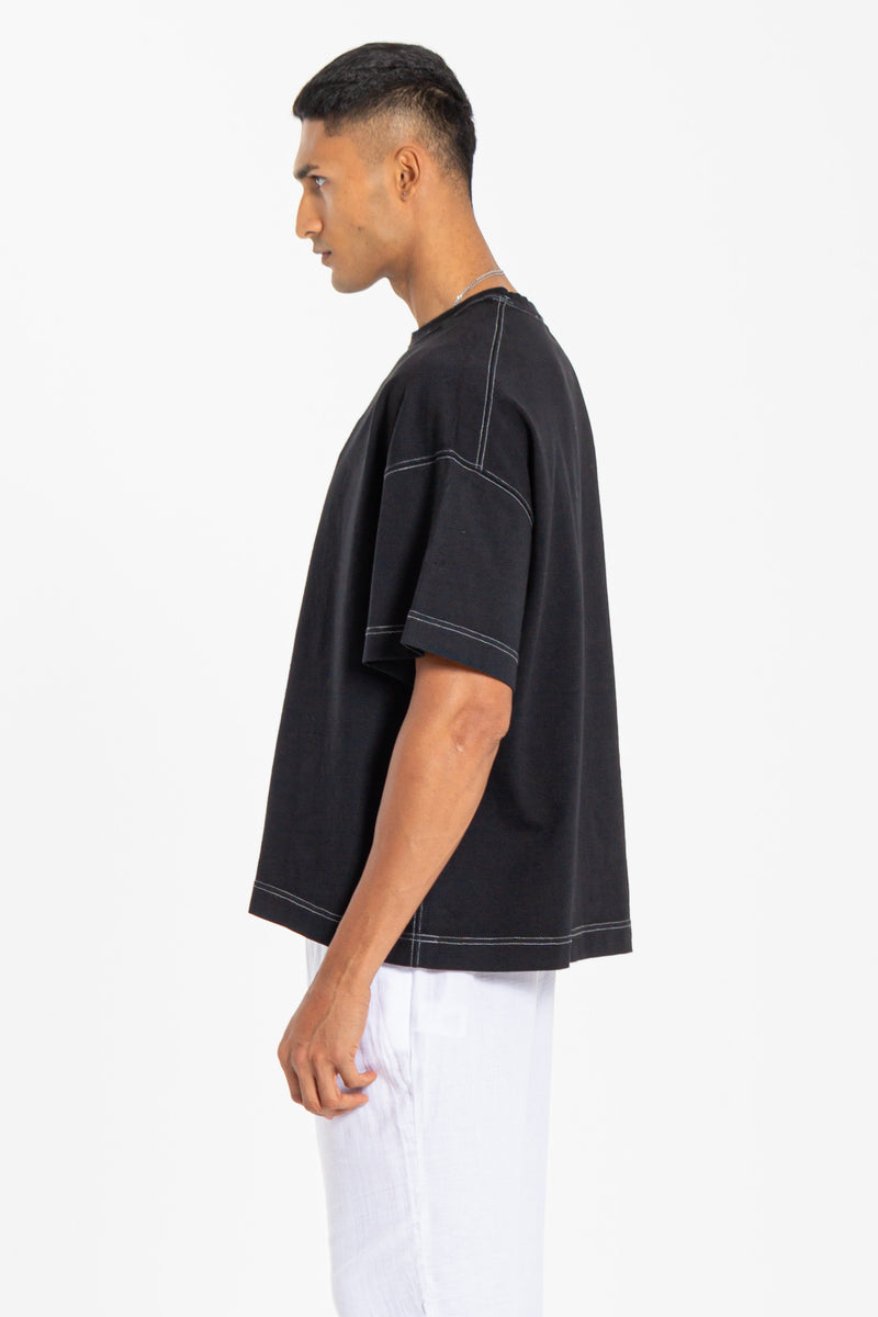 SWEATSHIRT WITH CONTRAST STITCH