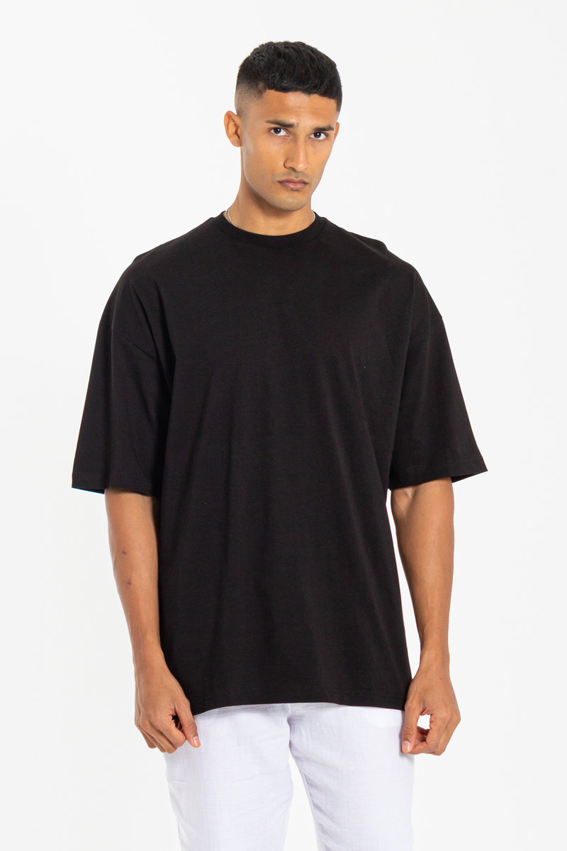 BASIC OVERSIZED T-SHIRT