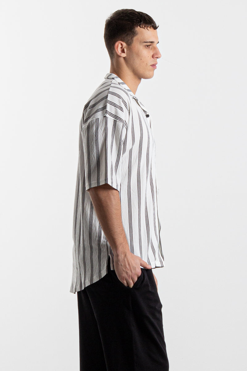 CONTRAST STRIPED SHIRT