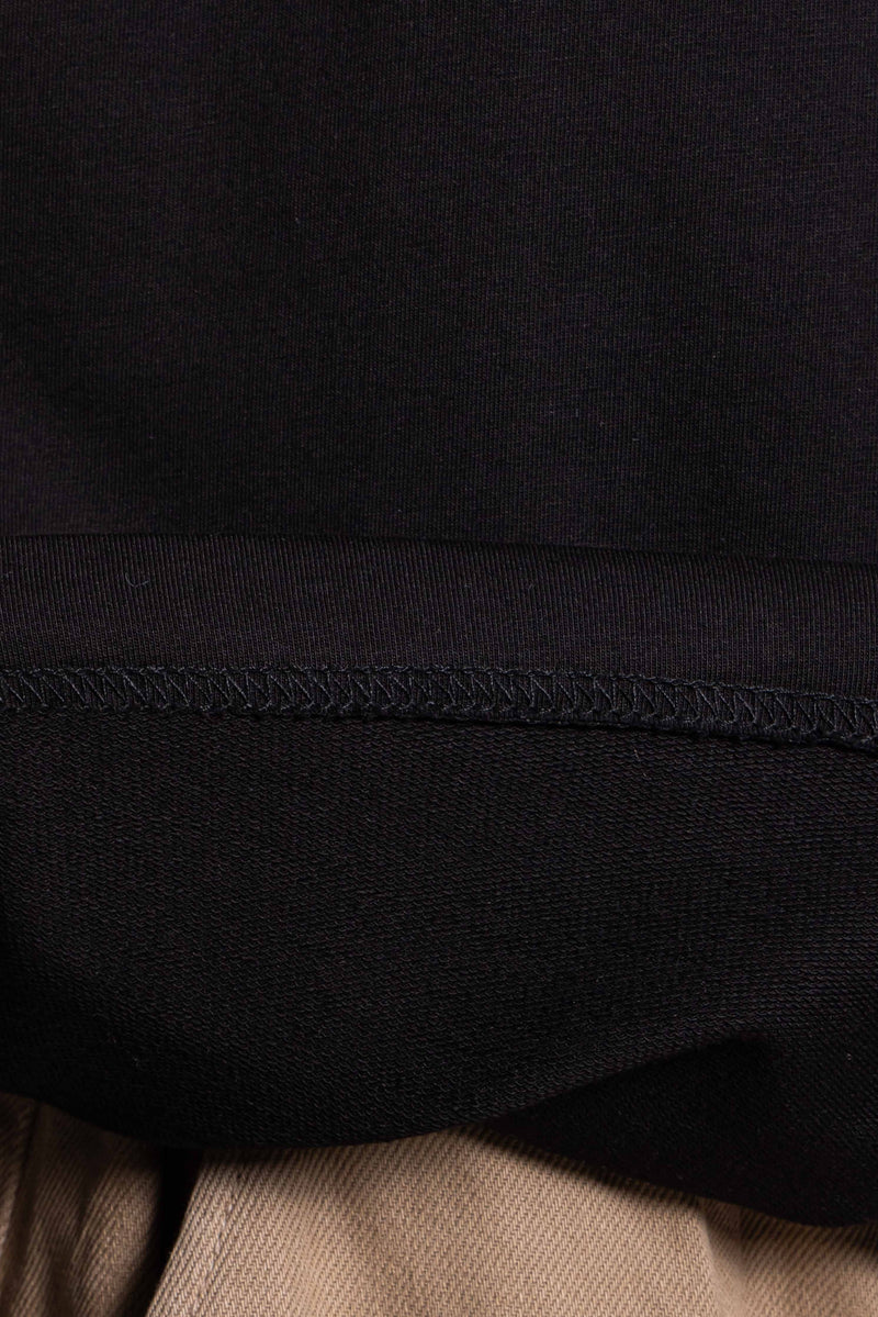DETAIL EMBROIDERED T-SHIRT