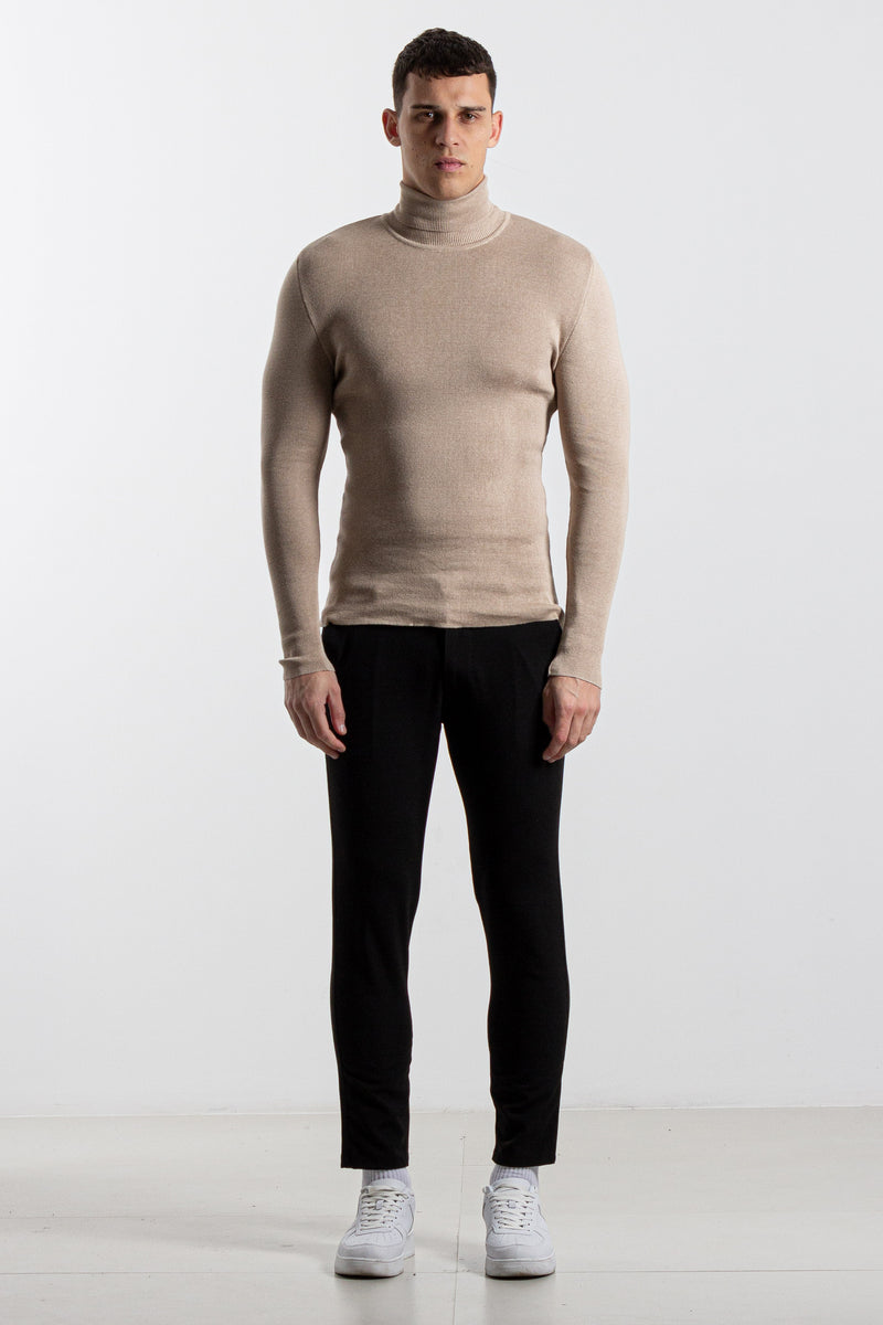 TURTLE NECK KNIT SWEATER