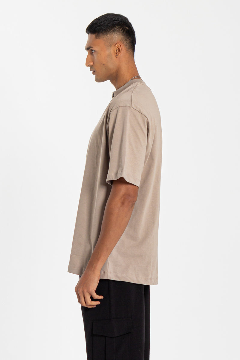 OVERSIZED EMBROIDERED T-SHIRT