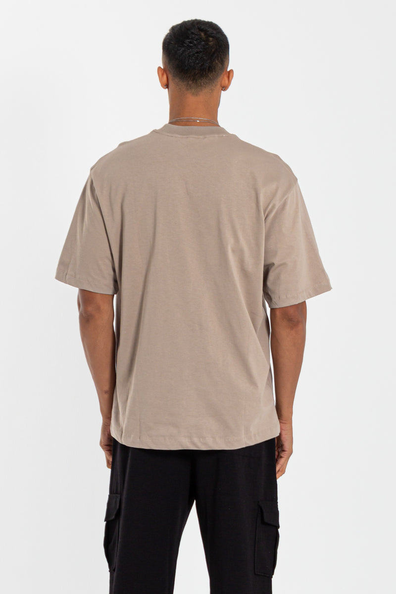 OVERSIZED EMBROIDERED T-SHIRT
