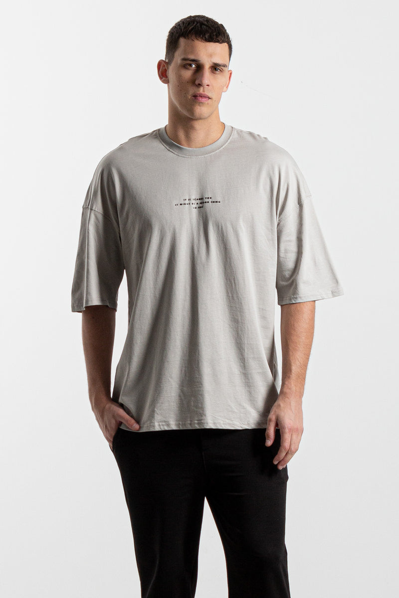 DETAILED T-SHIRT WITH PRINT