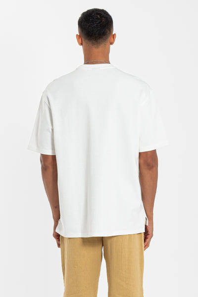 TEXTURED CONTRAST DETAIL T-SHIRT