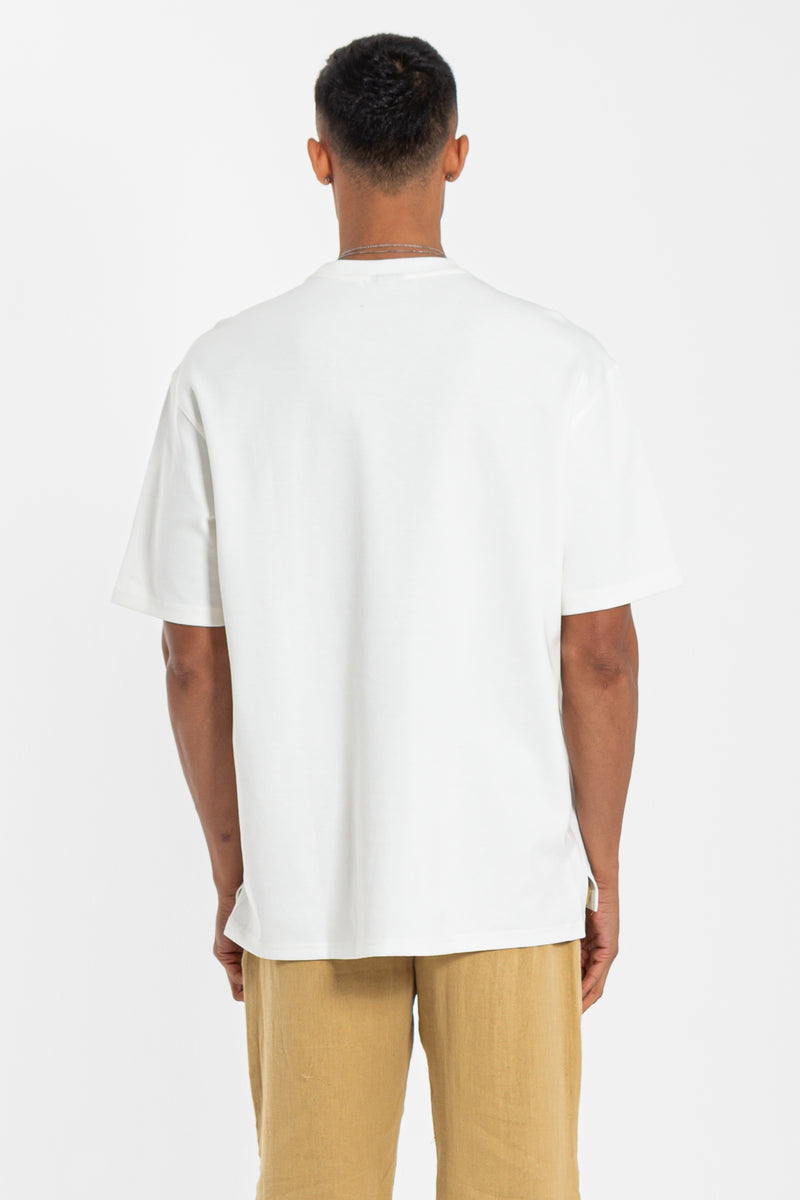 TEXTURED CONTRAST DETAIL T-SHIRT